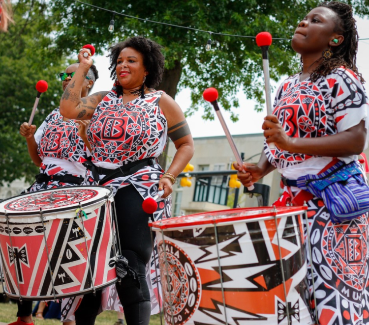 Women drumming
